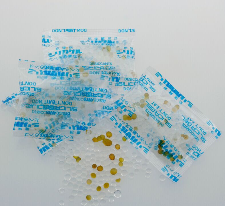 Orange silica gel