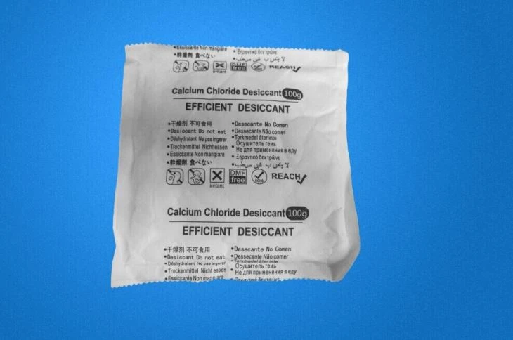 Paquets de clorur de calci per absorció d'humitat